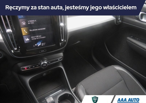 Volvo XC 40 cena 121001 przebieg: 99261, rok produkcji 2019 z Dzierzgoń małe 211